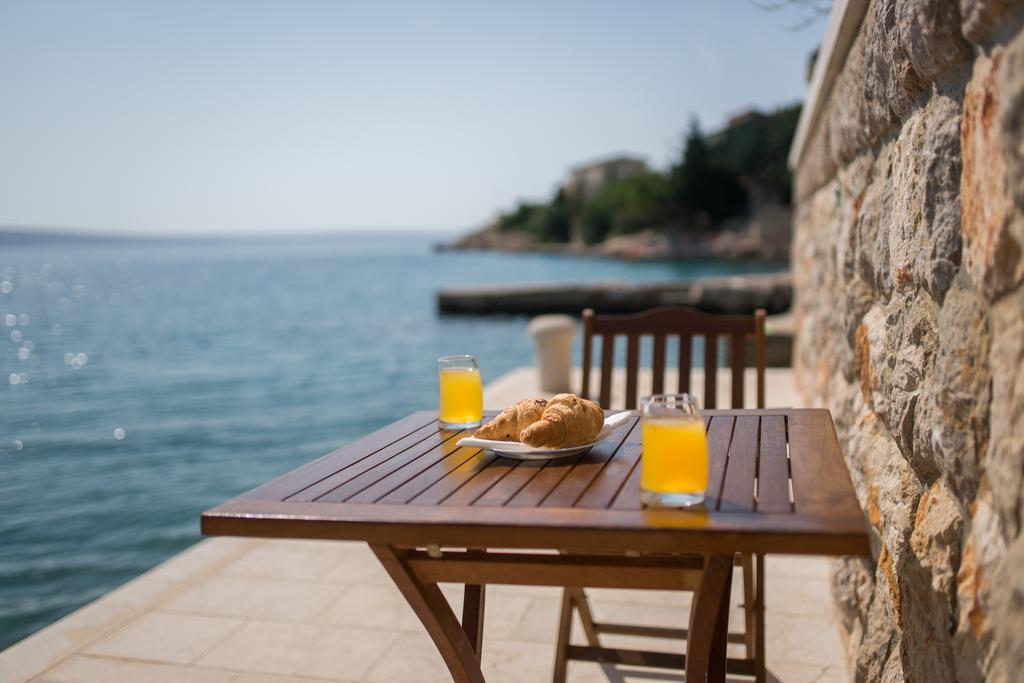 Seaside Apartment Baric Draga Ngoại thất bức ảnh