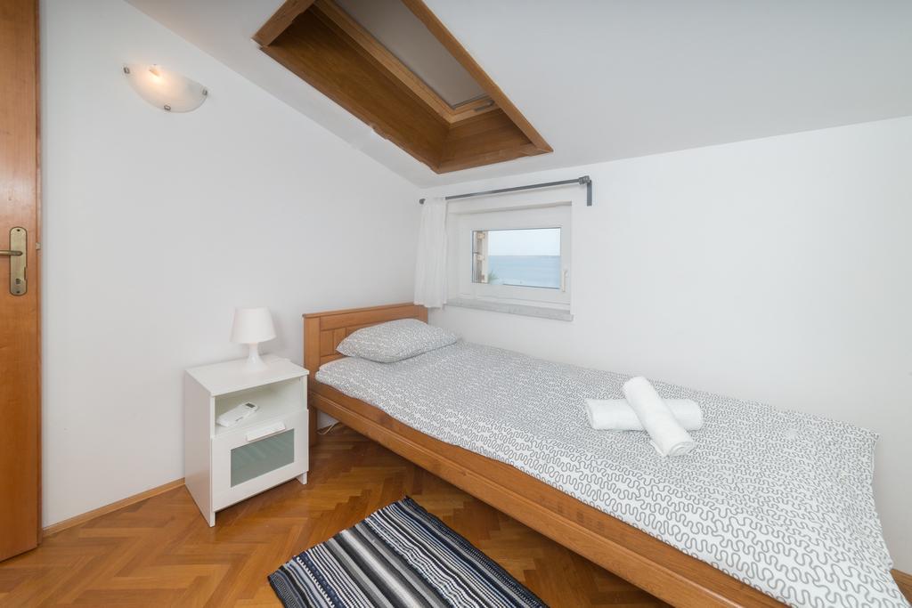 Seaside Apartment Baric Draga Ngoại thất bức ảnh